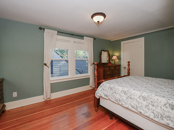 3343 NE 11th-16