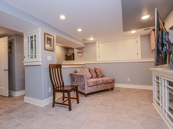 3343 NE 11th-23