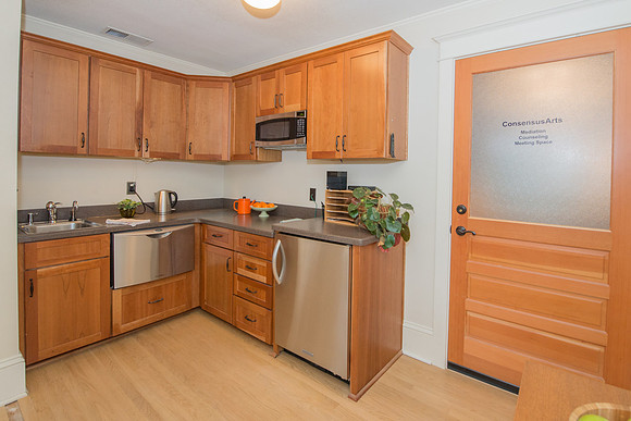 NE Broadway-16