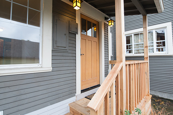 NE Broadway-41