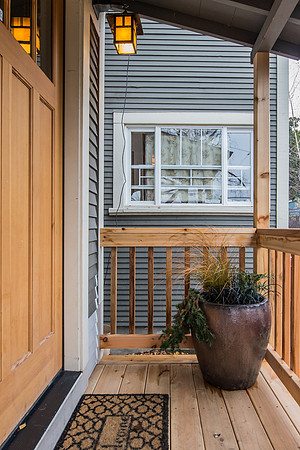NE Broadway-43
