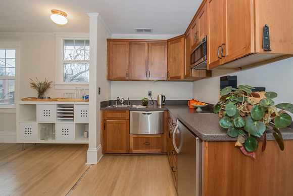 NE Broadway-15