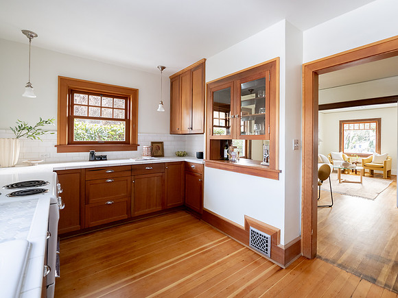 1925 Bungalow-16