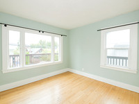 824 NE Stafford