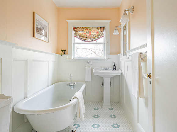 1925 Bungalow-21