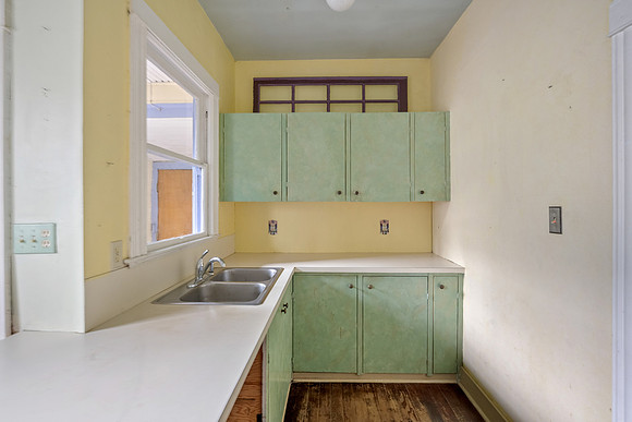 1905 bungalow fixer-10