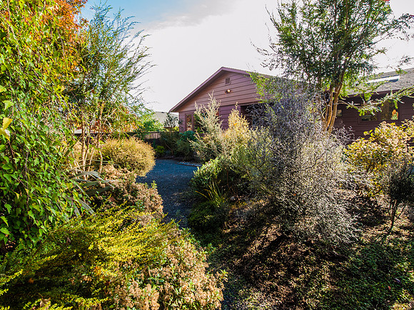 3625 Rosa Parks Blvd.-58